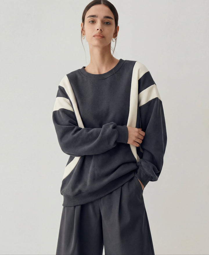 Damen Pullover mit Rundhalsausschnitt und Streifendetail an den Ärmeln