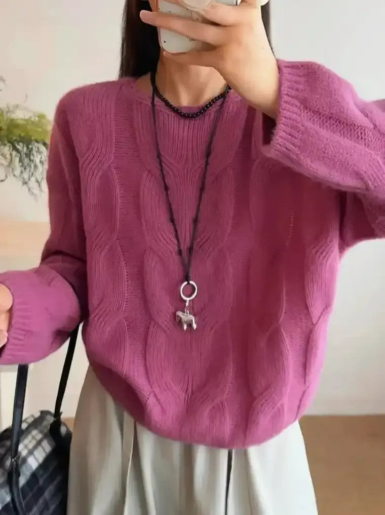 Damen Pullover mit Rundhalsausschnitt vertikalem Zopfmuster langen Ärmeln und gerippten Bündchen