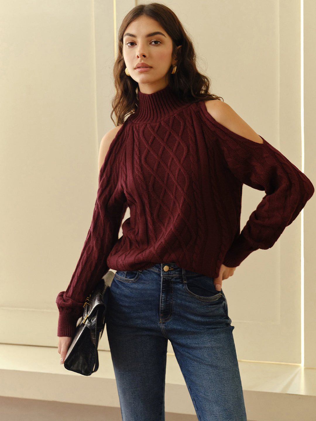 Damen Pullover mit Schulterausschnitten und Zopfmuster
