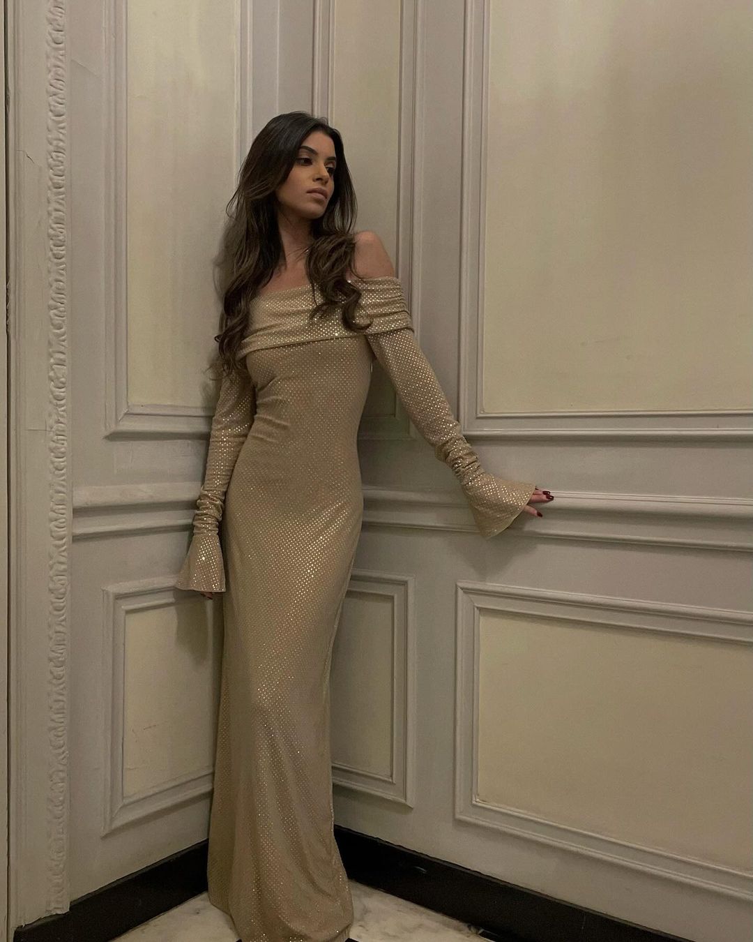 Damen Schulterfreies Glitzer-Maxikleid mit langen Ärmeln
