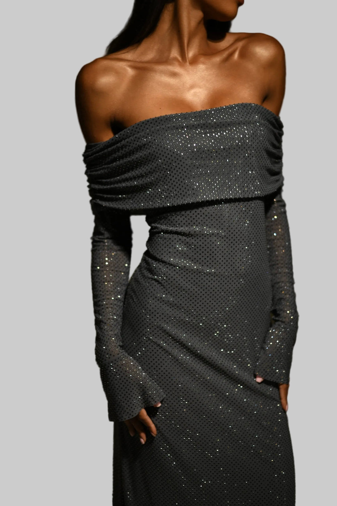 Damen Schulterfreies Glitzer-Maxikleid mit langen Ärmeln