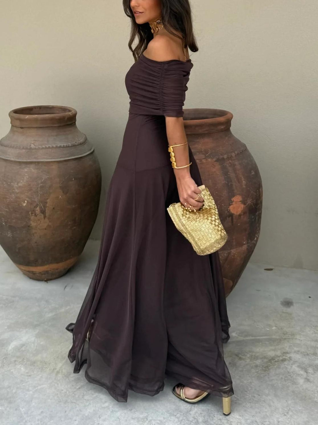 Damen Schulterfreies Maxikleid mit gerafftem Oberteil und halbtransparentem Rockteil