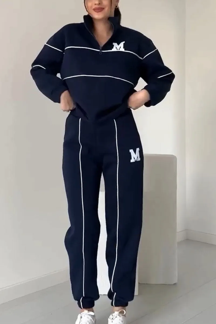 Damen Set mit Halbreißverschluss-Pullover und Jogginghose mit Kontraststreifen