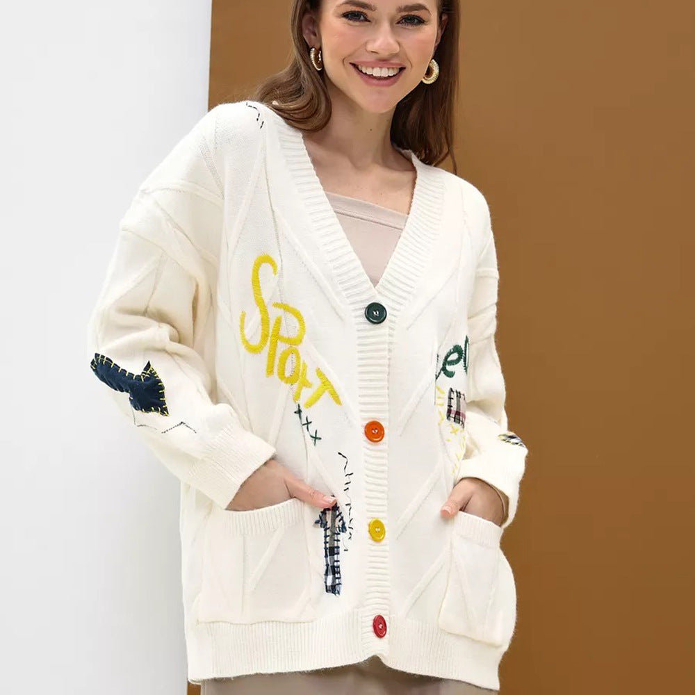 Damen Strickjacke mit Knopfleiste, V-Ausschnitt und aufgesetzten Taschen-Women cardigans-Alpenkind