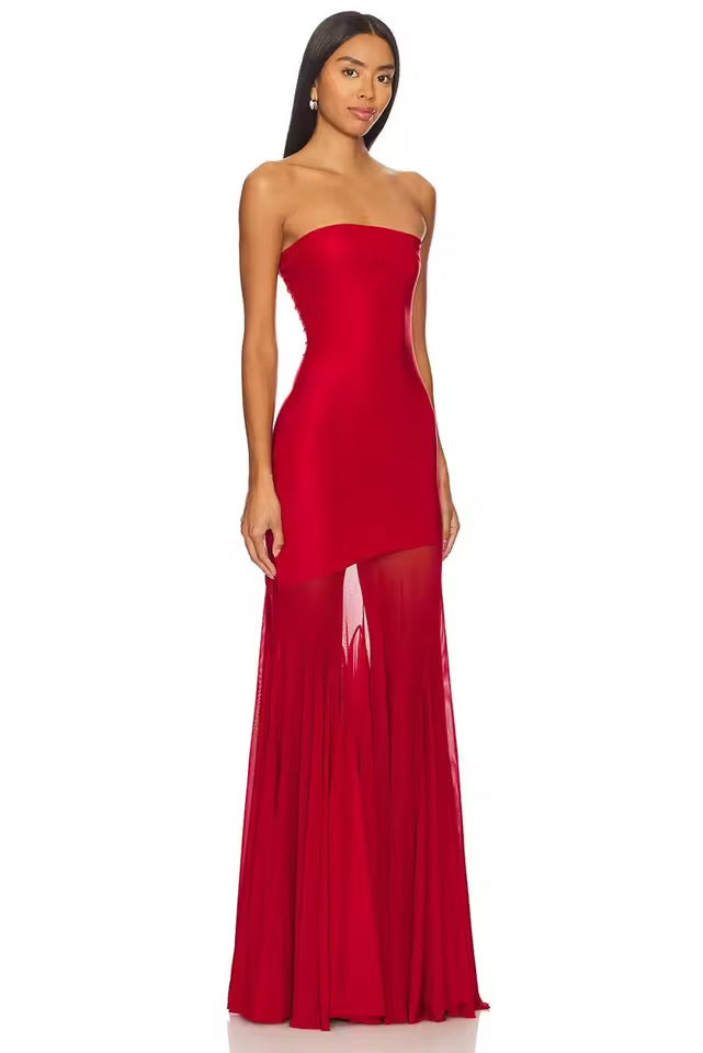 Damen Trägerloses Maxikleid mit asymmetrischem durchsichtigem Einsatz und ausgestelltem Saum