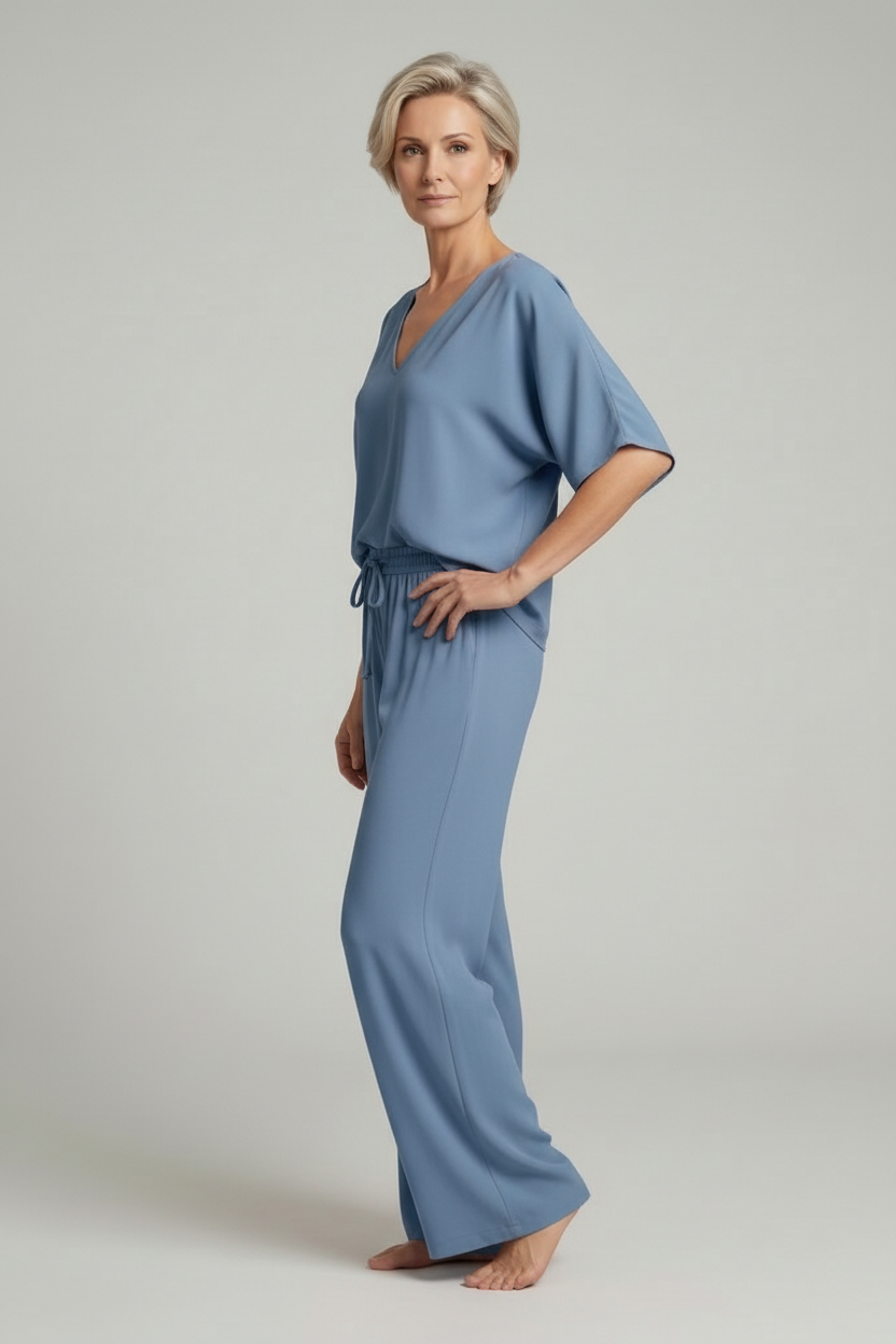 Damen Zweiteiler mit V-Ausschnitt-Oberteil und weiter Hose-Women Set-Alpenkind