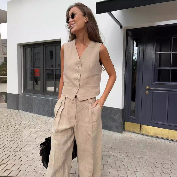 Damen zweiteiliges Set mit ärmellosem Oberteil V-Ausschnitt Knopfleiste und weiter Hose