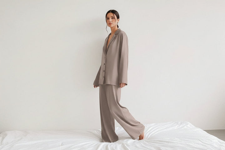 Damen Zweiteiliges Set mit Langarmhemd und weiter Hose-Women Set-Alpenkind