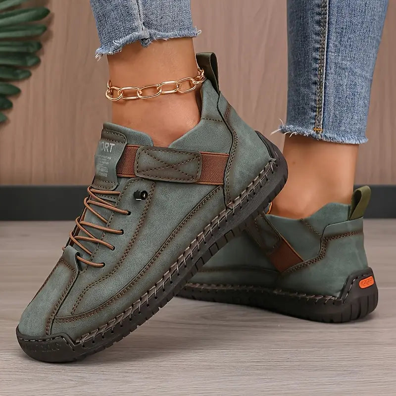 Orthopädische Sneakers für Damen mit herausnehmbarem Fußbett