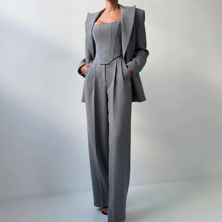 3-teiliges, tailliertes Set für Damen: Oberteil, Rock und Blazer