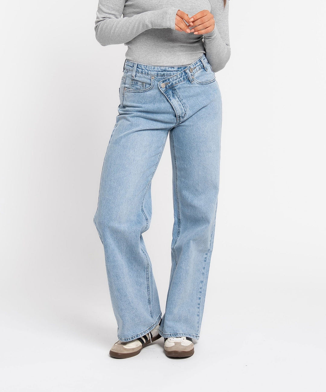 Stretch Straight Leg Jeans Galia Hellblau Ladypolitan ♡