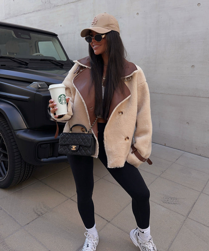 Teddy Fell Jacke Ella Beige Ladypolitan ♡