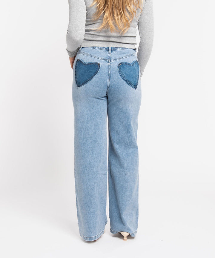 Stretch Straight Leg Jeans Heart Blau Ladypolitan ♡