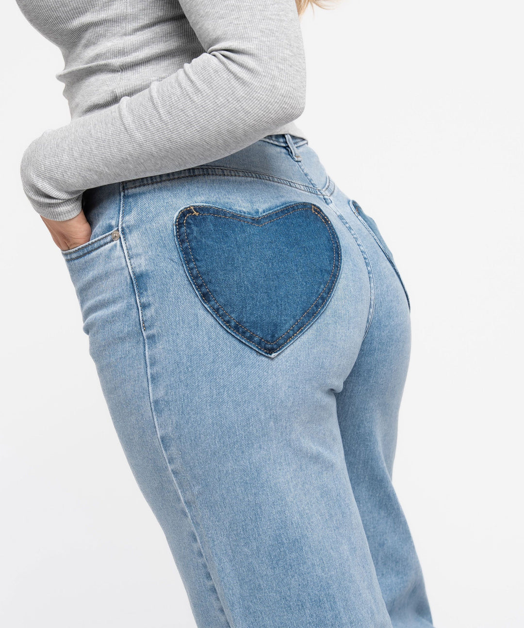 Stretch Straight Leg Jeans Heart Blau Ladypolitan ♡