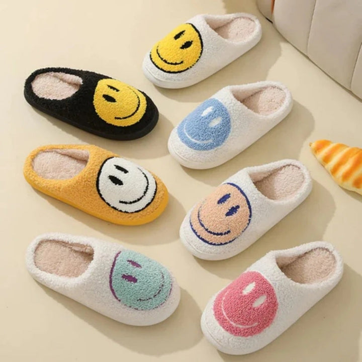 Hausschuhe mit Smiley-Design – Gepolsterte Hausschuhe für Zuhause