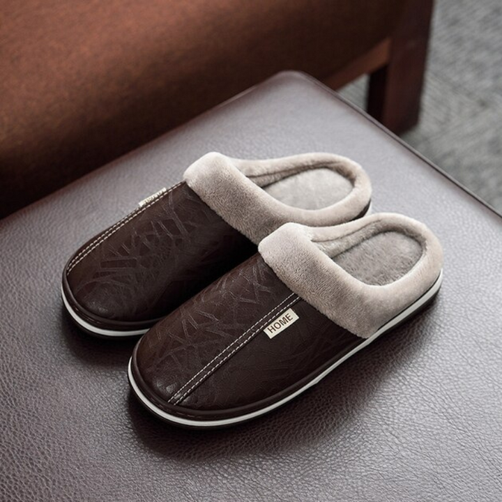 Herren Hausschuhe zum Hineinschlüpfen mit geschlossenem Vorderteil und gefüttertem Innenbereich-Men Footwear-Alpenkind