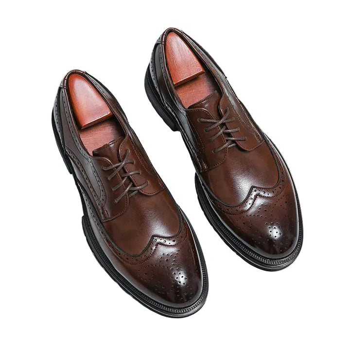 Herren Schnürschuhe mit Wingtip-Details und Perforierter Oberfläche-Men Footwear-Alpenkind