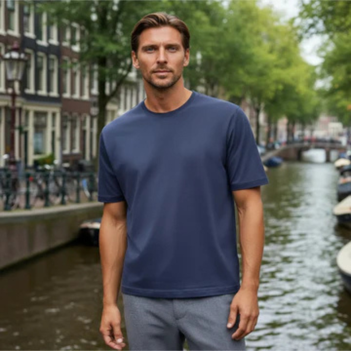 Herren T-Shirt mit kurzen Ärmeln, Rundhalsausschnitt und geradem Saum-Men Tops-Alpenkind