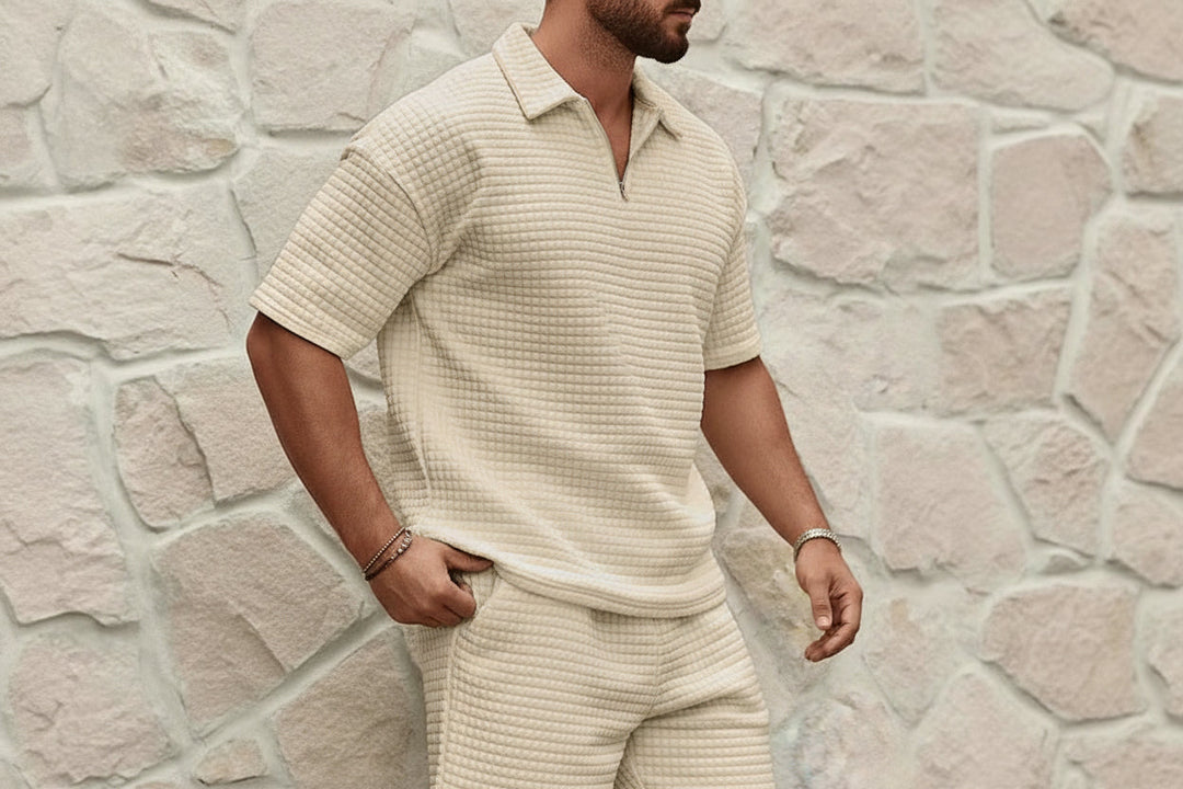 Herren Zweiteiliges Set mit Kurzarmshirt und Shorts mit Struktur-Men Sets-Alpenkind