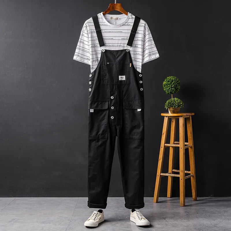 Gartenoverall mit verstellbaren Trägern
