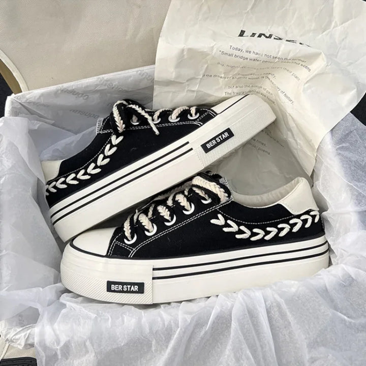 Mädchen-Sneaker aus Canvas mit klobiger Plateausohle | Dicke Sohle