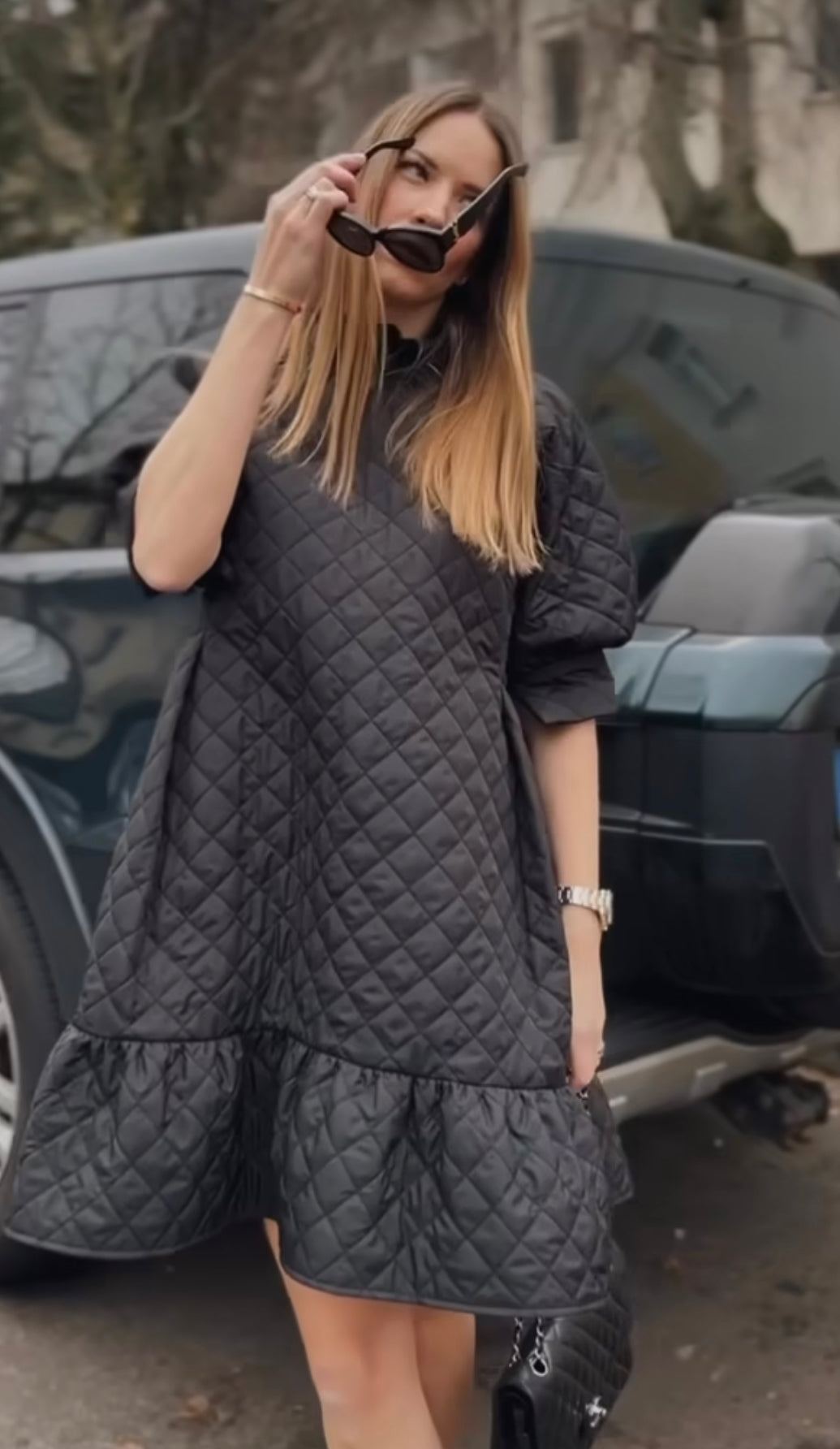 Gestepptes Kleid für Damen in Schwarz