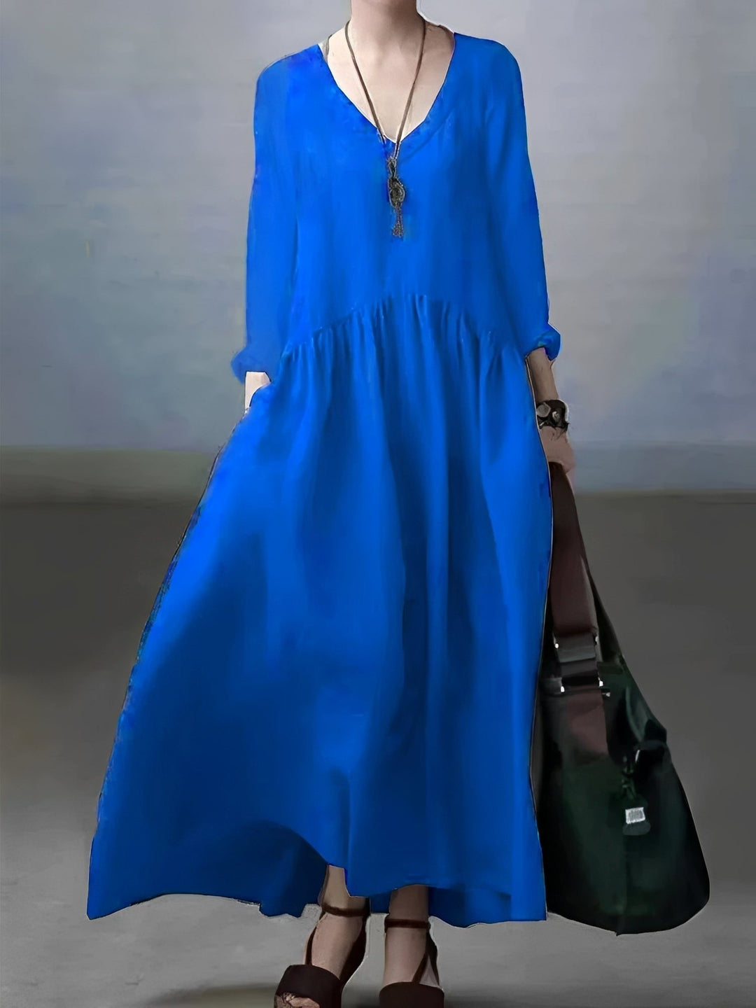 Lindy - Weit geschnittenes, bequemes Kleid mit V-Ausschnitt für Damen