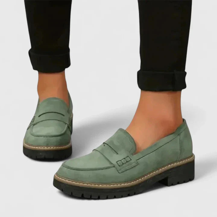Orthopädische Slipper für Damen | Grobe Sohle