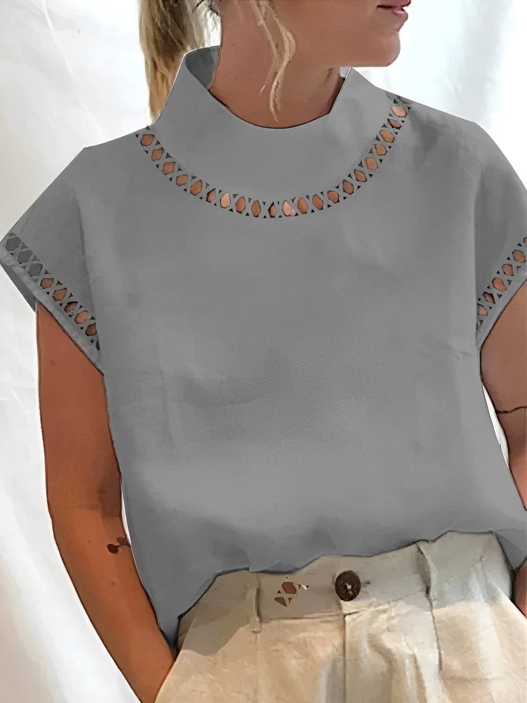 Nannie - Elegantes Damen-Top mit Dekolleté