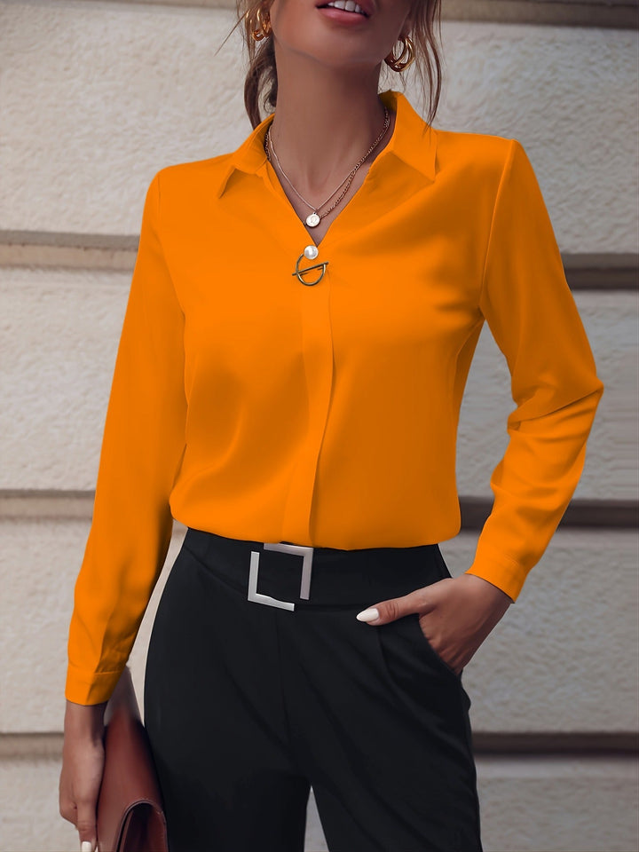 Claire – Elegante Unifarbene Bluse