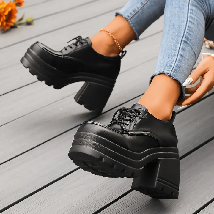 Gabriella - Stilvolle, klobige Schuhe mit dicken Absätzen für Damen
