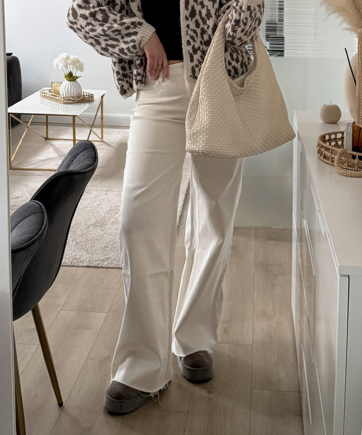 Extra Long Stretch Mid Waist Wide Leg Jeans Zerra Beige Ladypolitan ♡