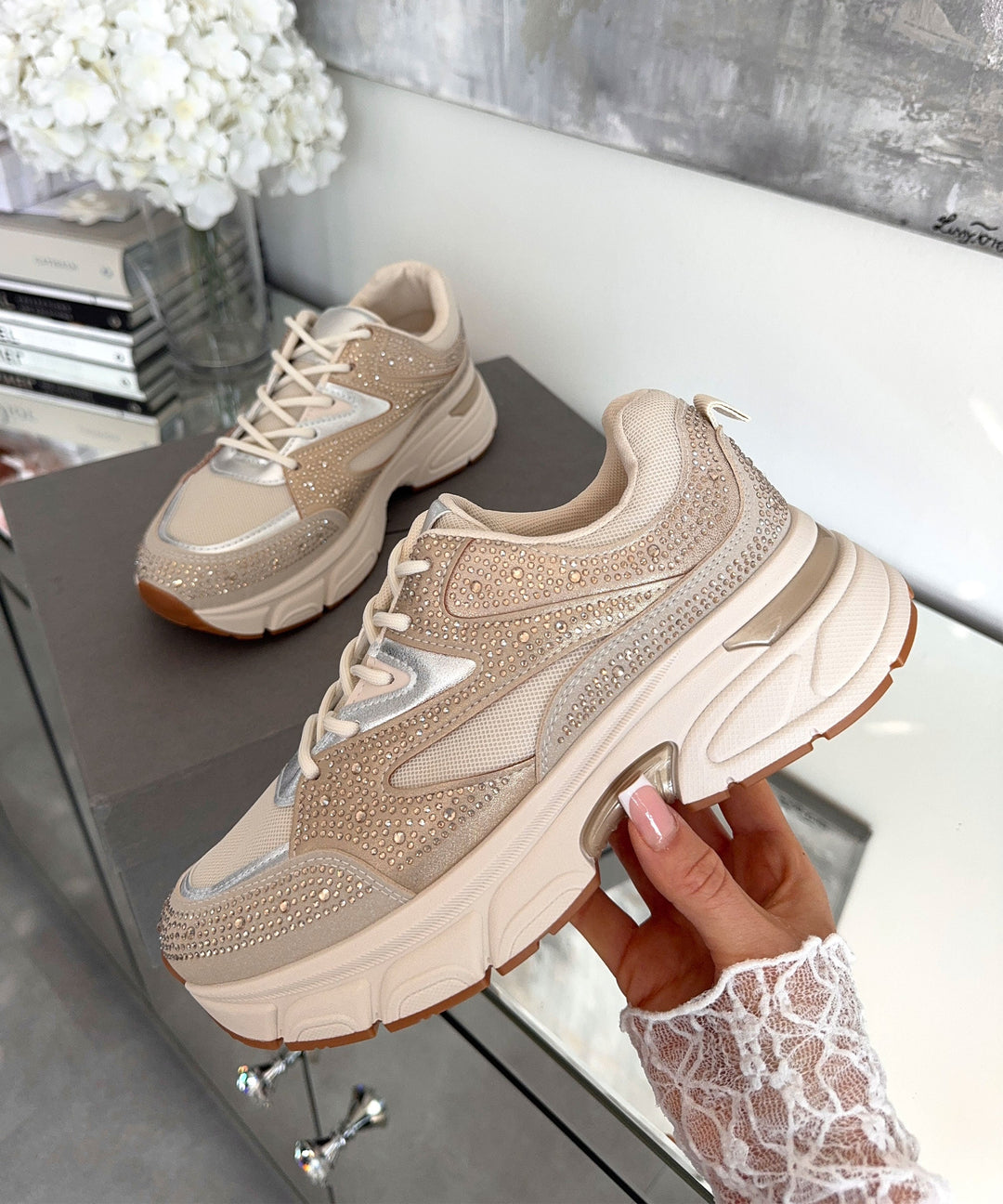 Sneaker Lola Strass Beige Ladypolitan ♡