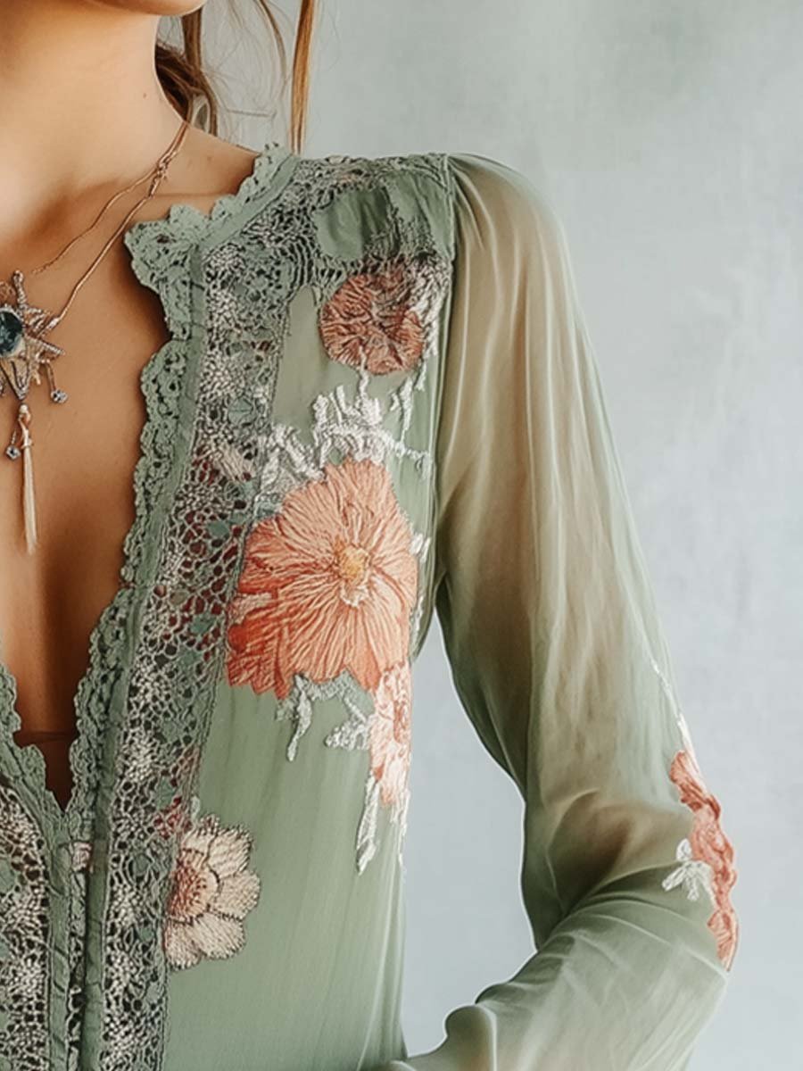 Damenbluse mit Blumenmuster und Spitzenverzierung, langärmelig
