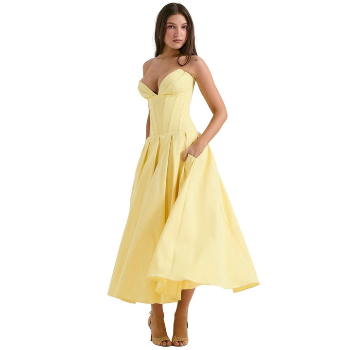 Laarni Kleid – Elegantes Korsett-Midi-Kleid für besondere Anlässe