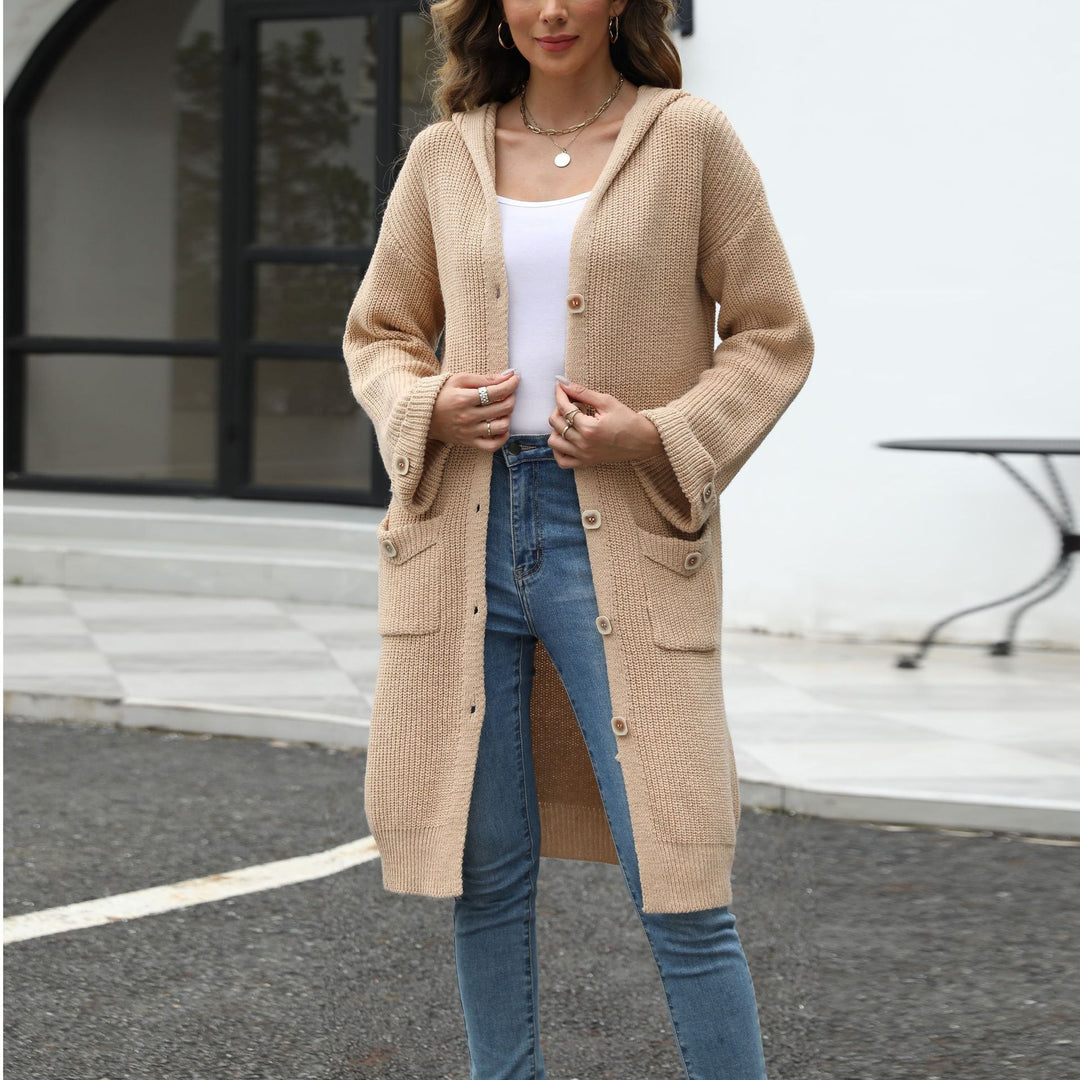 Lange Strickjacke mit Knopfverschluss und aufgesetzten Taschen-Women cardigans-Alpenkind