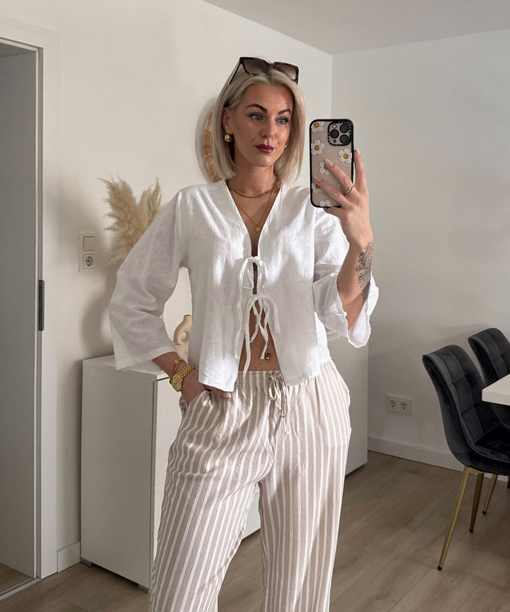 Leinen Bluse mit Schleifen Weiß Ladypolitan ♡