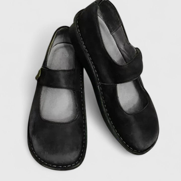 Orthopädische Damenschuhe mit verstellbarem Riemen