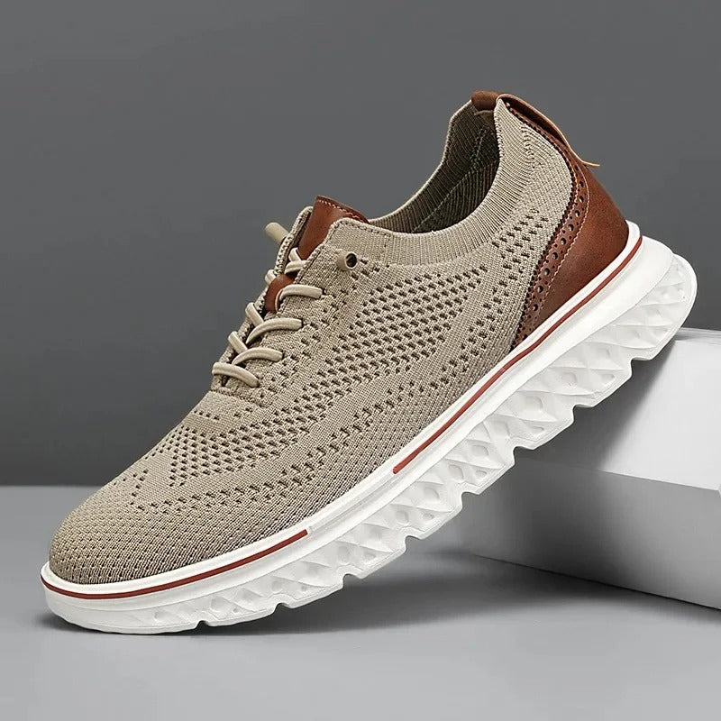 Orthopädische Herrenschuhe in breiter Passform