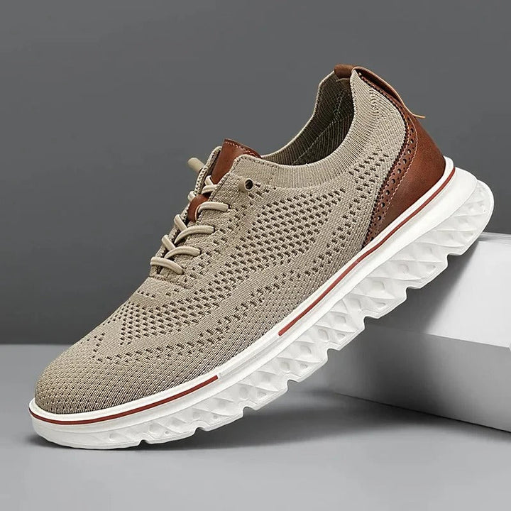 Orthopädische Herrenschuhe in breiter Passform