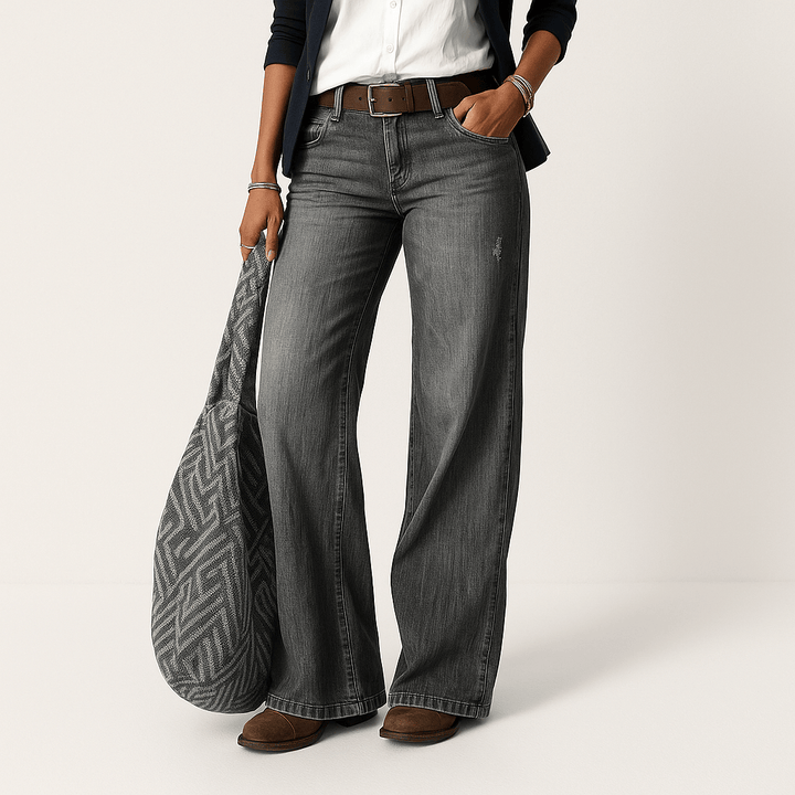 Clara – Weit geschnittene Jeans mit hohem Bund