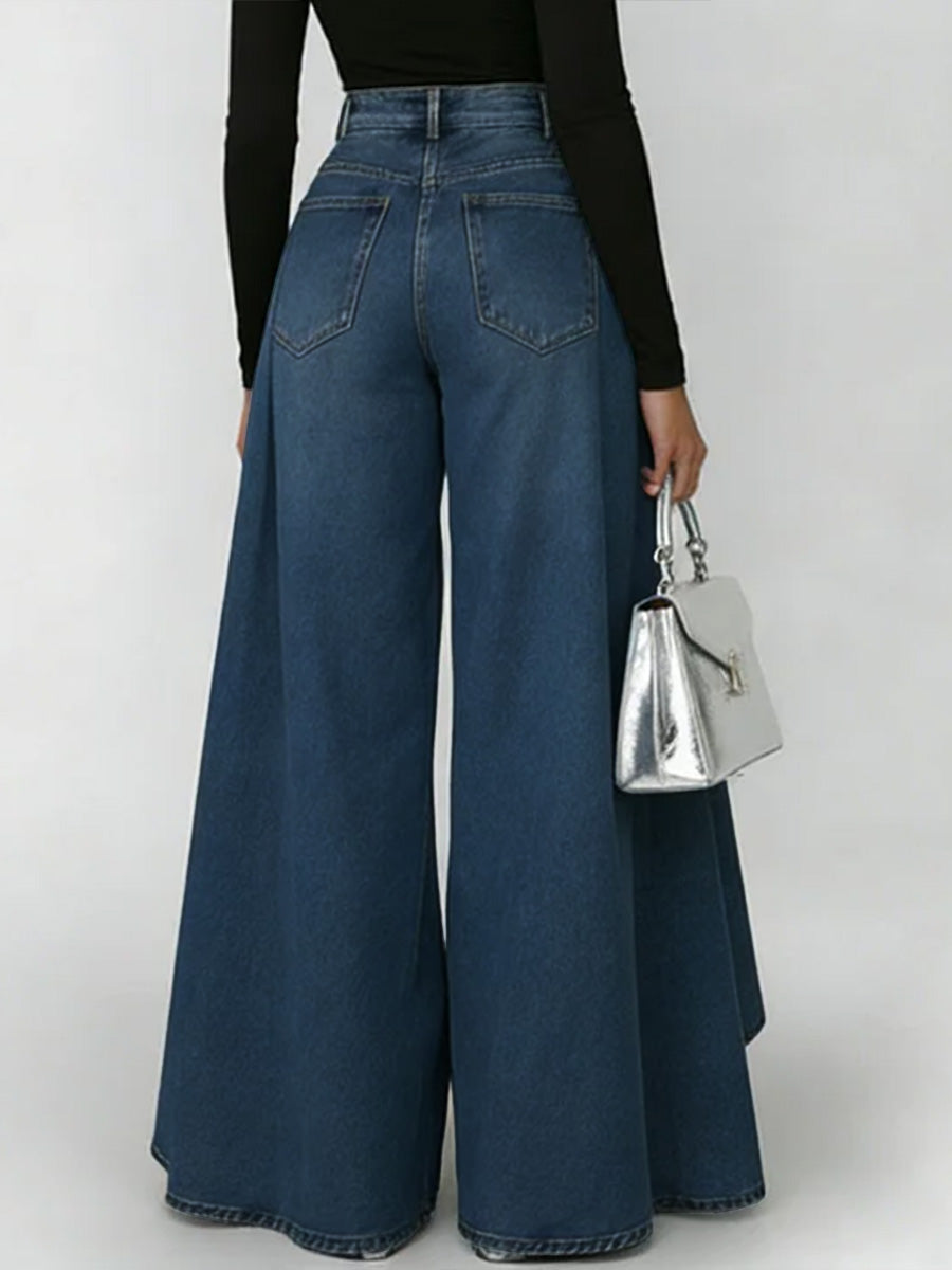 Damenjeans mit hoher Taille und weitem Bein