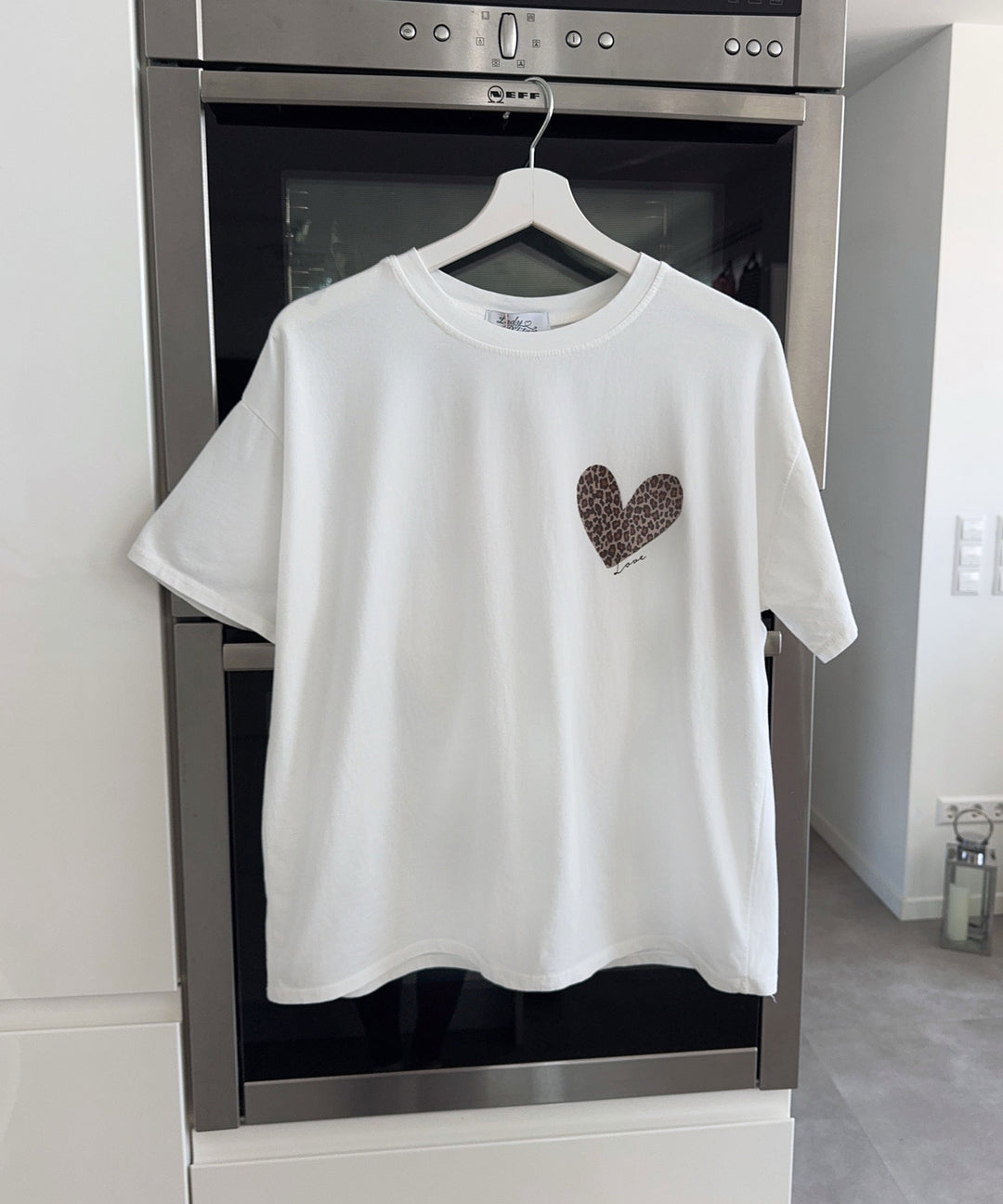 T-Shirt Love Leo Weiß Ladypolitan ♡