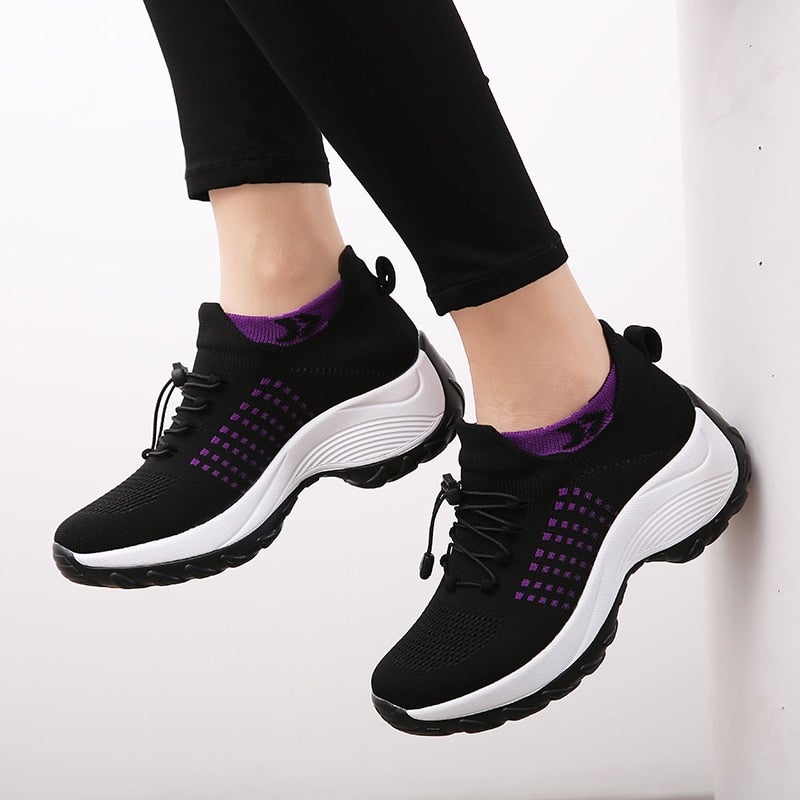 Orthopädische Damenschuhe mit breitem Leisten