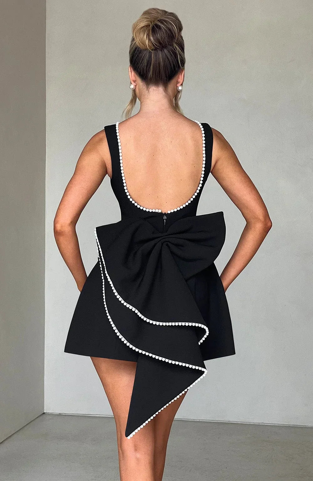 Rosa, ärmelloses A-Linien-Minikleid für Damen | Mit Perlenbesatz