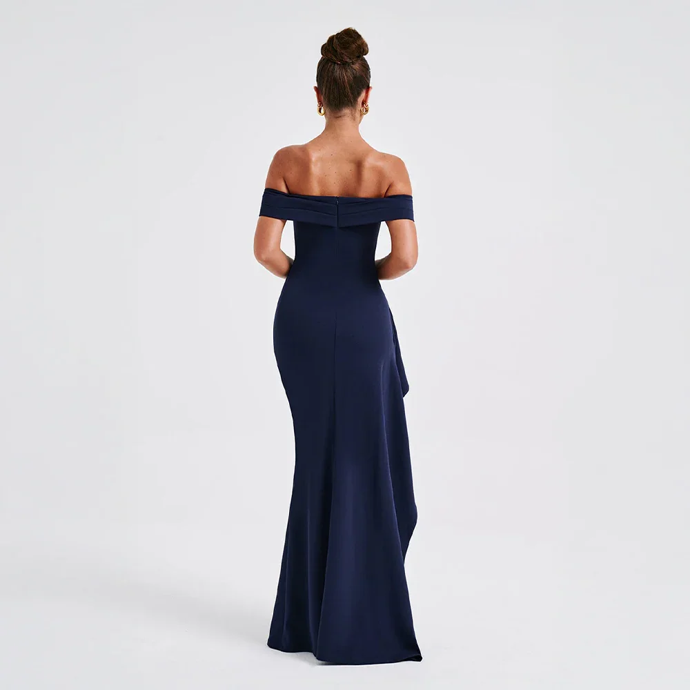 Maxikleid für Damen mit schulterfreiem Ausschnitt und Seitenschlitz