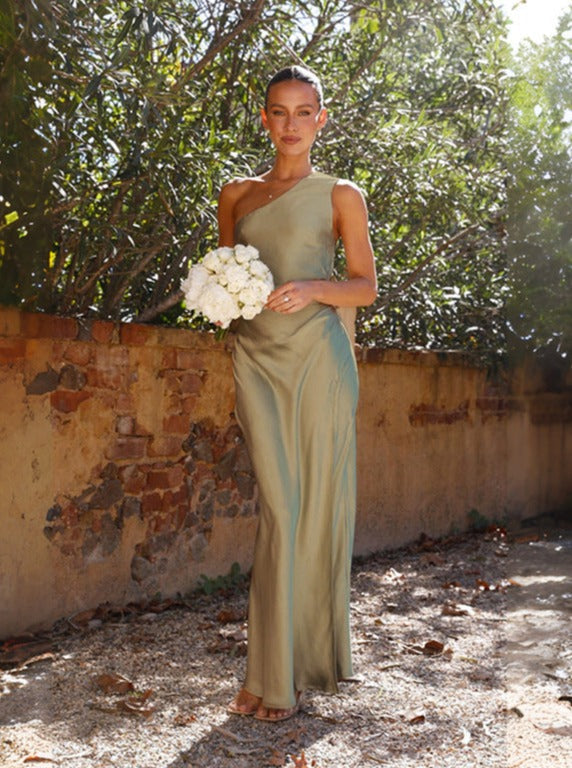Sarah –  Elegant and Sexy Dress with Asymmetrical Slit - Image 3