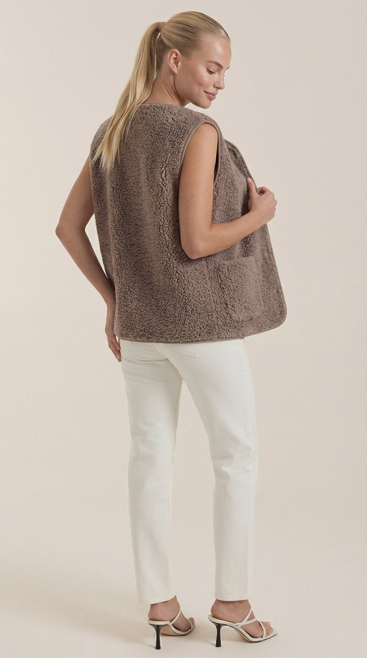 Taupe