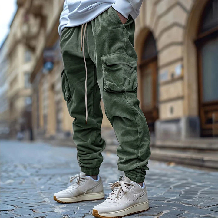 Mathias | Bequeme und moderne Cargohose aus Cord