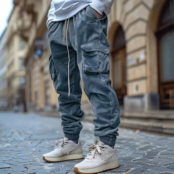 Mathias | Bequeme und moderne Cargohose aus Cord
